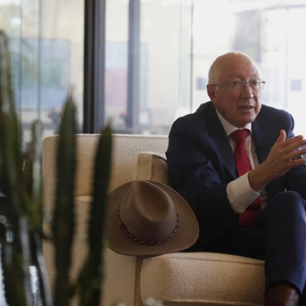 Felicita Ken Salazar a México y EU por cooperación en seguridad nacional
