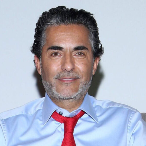 ¿Raúl Araiza pagó multa por violar veda electoral con el PVEM?