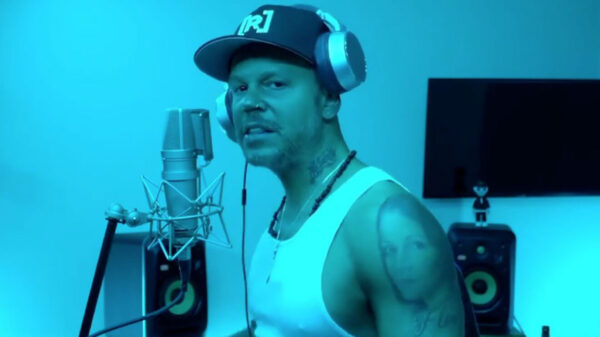 Residente revela que habrá más tiradera contra otros personajes de la música