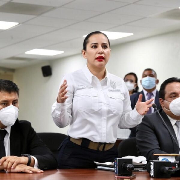 Policías aceptan la disculpa pública de Cuevas; tomará 3 meses de terapia