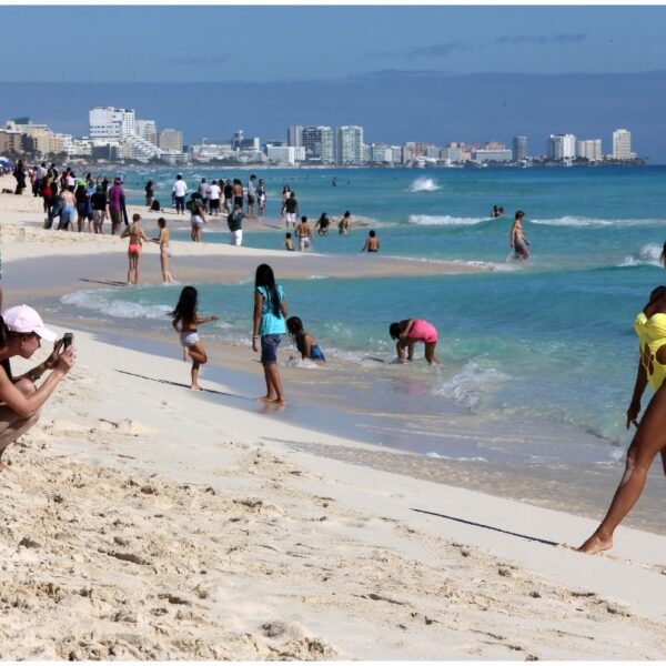 Crece turismo internacional en México, 37.5 % más en enero