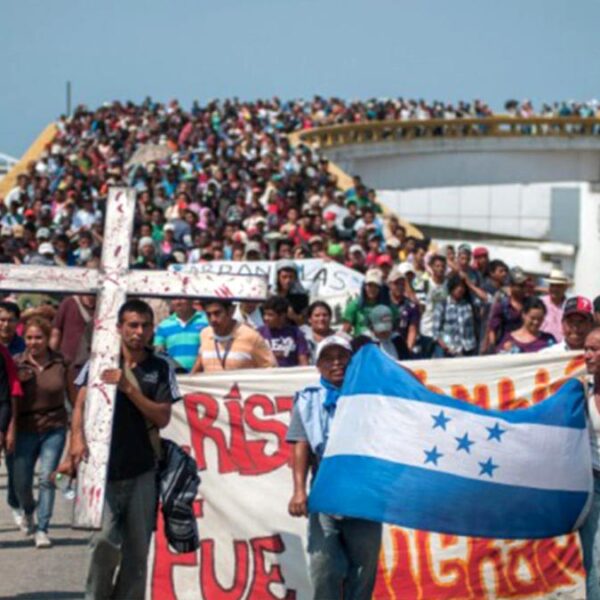 Migrantes realizarán viacrusis de protesta a la CDMX
