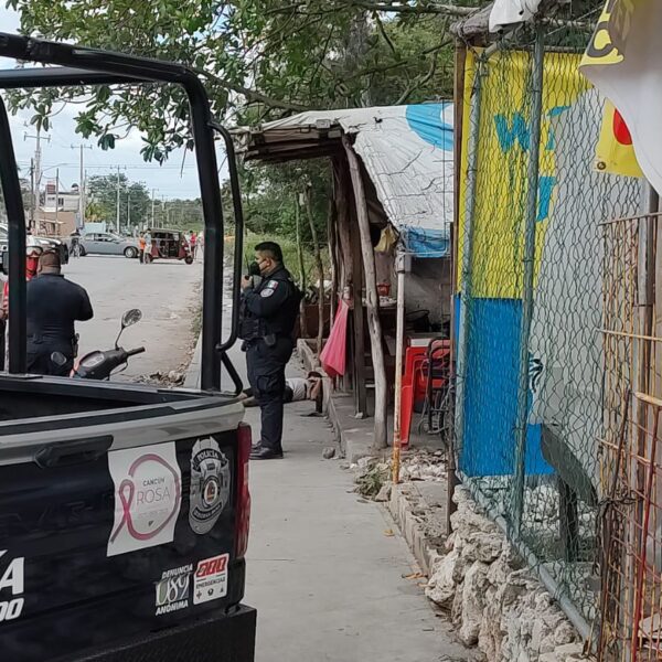 Ejecutan a un sujeto en el fraccionamiento Galaxias del Sol de Cancún (VIDEO).