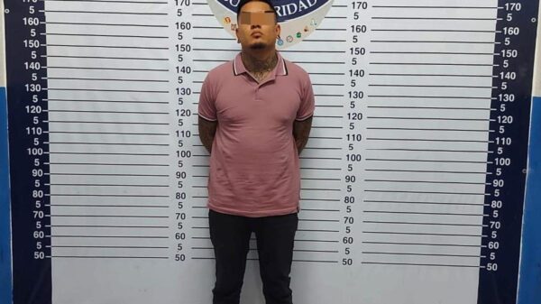 Cae con varias dosis de droga en la colonia El Pedregal de Playa del Carmen.