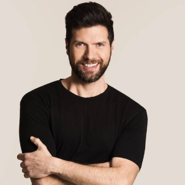 El cantante Mauricio Martínez presenta denuncia contra Toño Berumen