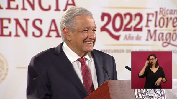 Pide AMLO a campesinos lo representen ante opositores al Tren Maya