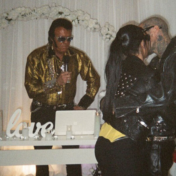 Así fue la boda de Kourtney Kardashian con Travis Barker en Las Vegas