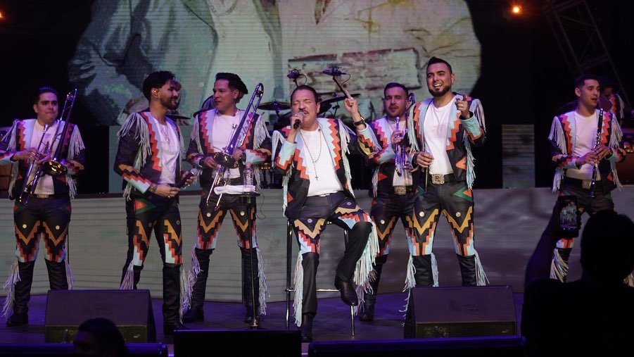 Banda El Recodo anuncia su bioserie junto a Julio Preciado