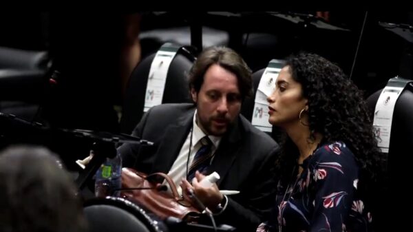 Asesora “cabildero italiano” a diputada Edna Díaz del PAN