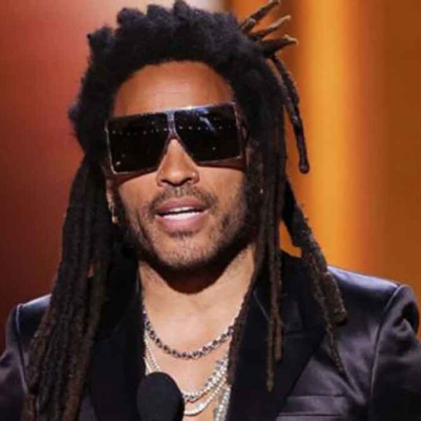 Captan a Lenny Kravitz paseando por la Ciudad de México