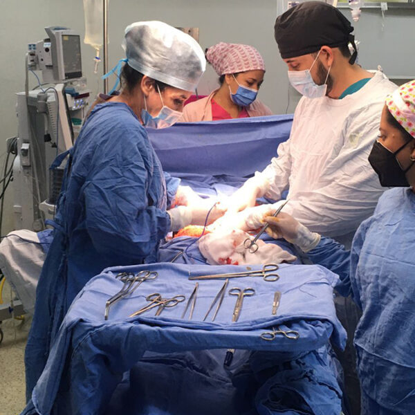 Realiza homenaje IMSS de Cancún a mujer donadora de órganos