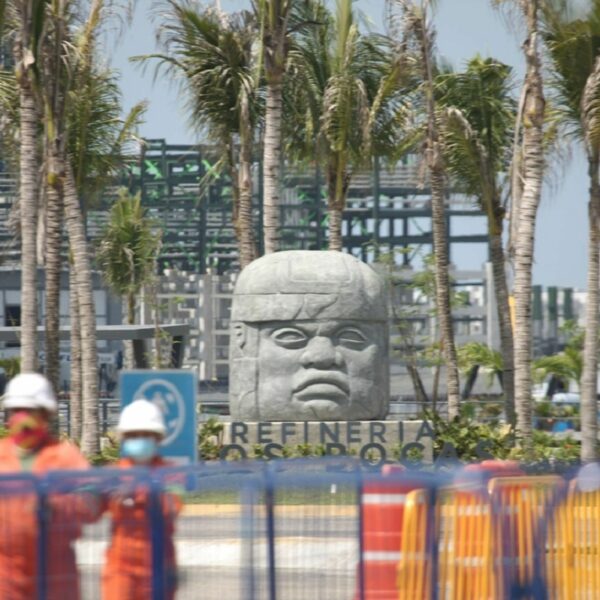 Refinería de Dos Bocas costará en total 9 mil mdd, dice AMLO