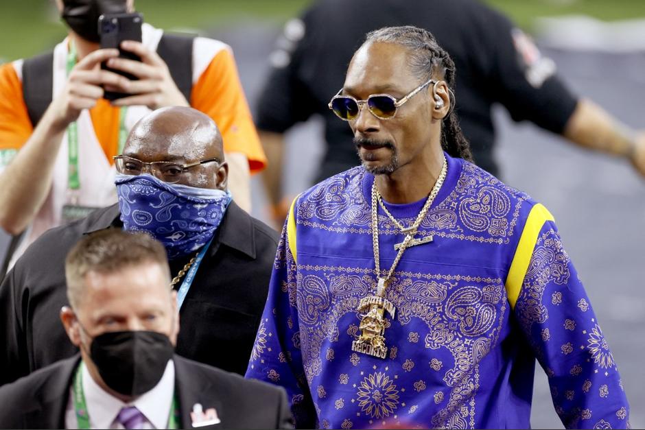 Exbailarina retira demanda contra Snoop Dogg
