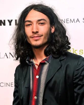 Ezra Miller por segunda vez es arrestado en Hawái