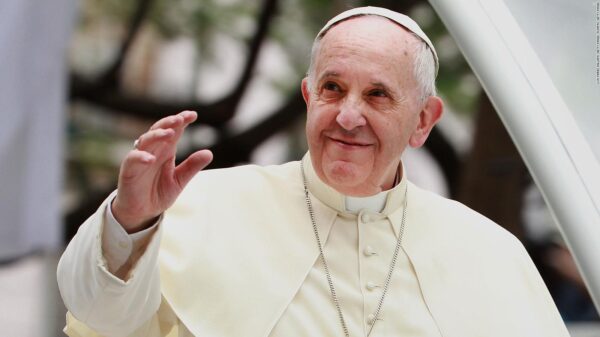 Condena el Papa Francisco la guerra sacrílega en Ucrania.