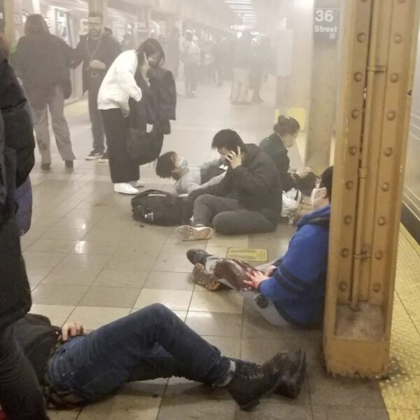 Tiroteo en el metro de Nueva York: reportan varios heridos (VIDEO).
