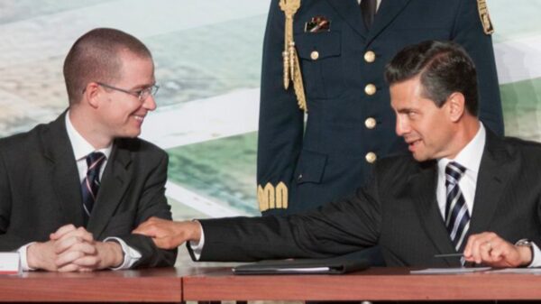 “Chivatazo” de Lozoya contra EPN, “el que acusa debe probar”: AMLO