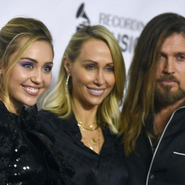 Madre de Miley Cyrus se divorcia de Billy Ray Cyrus