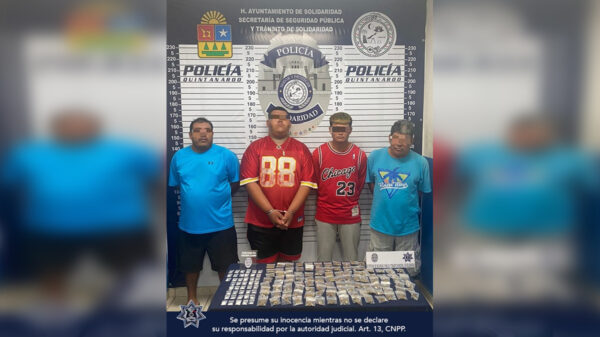 Aseguran a cuatro hombres con narcóticos en Playa Del Carmen