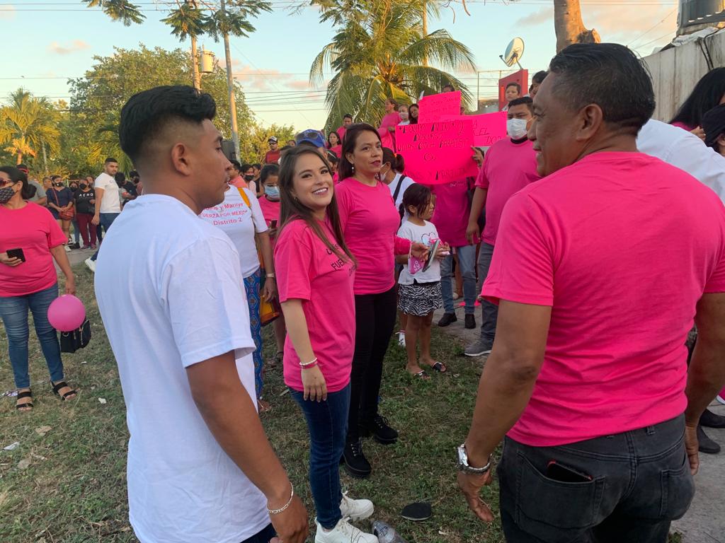 Odalis Gómez pinta de rosa el Distrito 02 en su inicio de campaña