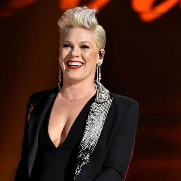 Pink llama "irrelevantes" a la revista Rolling Stone
