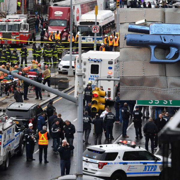 Pistola encasquillada evitó peor masacre en Nueva York