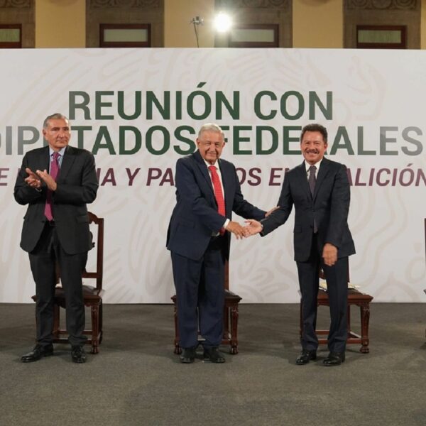 “Triunfo pírrico” de la oposición no aprobar reforma eléctrica: AMLO
