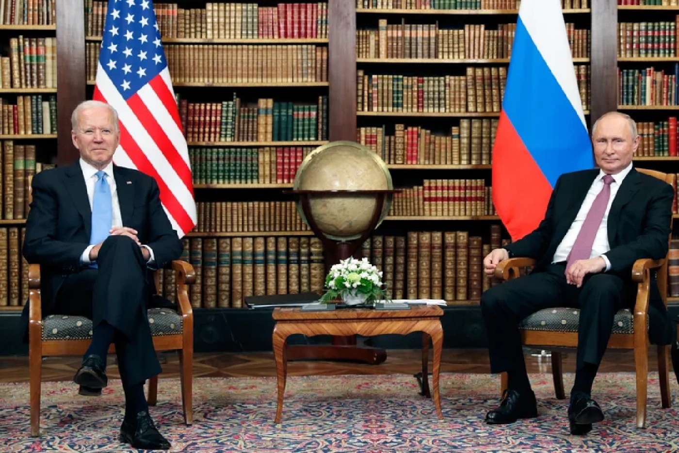 Sin acuerdos entre las dos grandes potencias, lo que pone al mundo al borde de la destrucción.