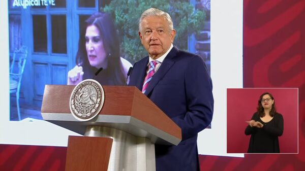 Kenia López asegura que cambiará el azul turquesa del mar por el Tren Maya