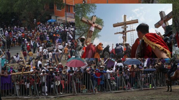 Reviven viacrusis en calles de Iztapalapa, tras pandemia