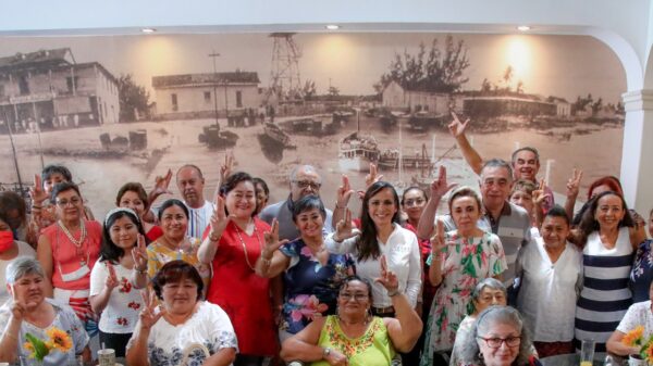 Familias cozumeleñas reconocen a Laura como la candidata de los quintanarroenses.