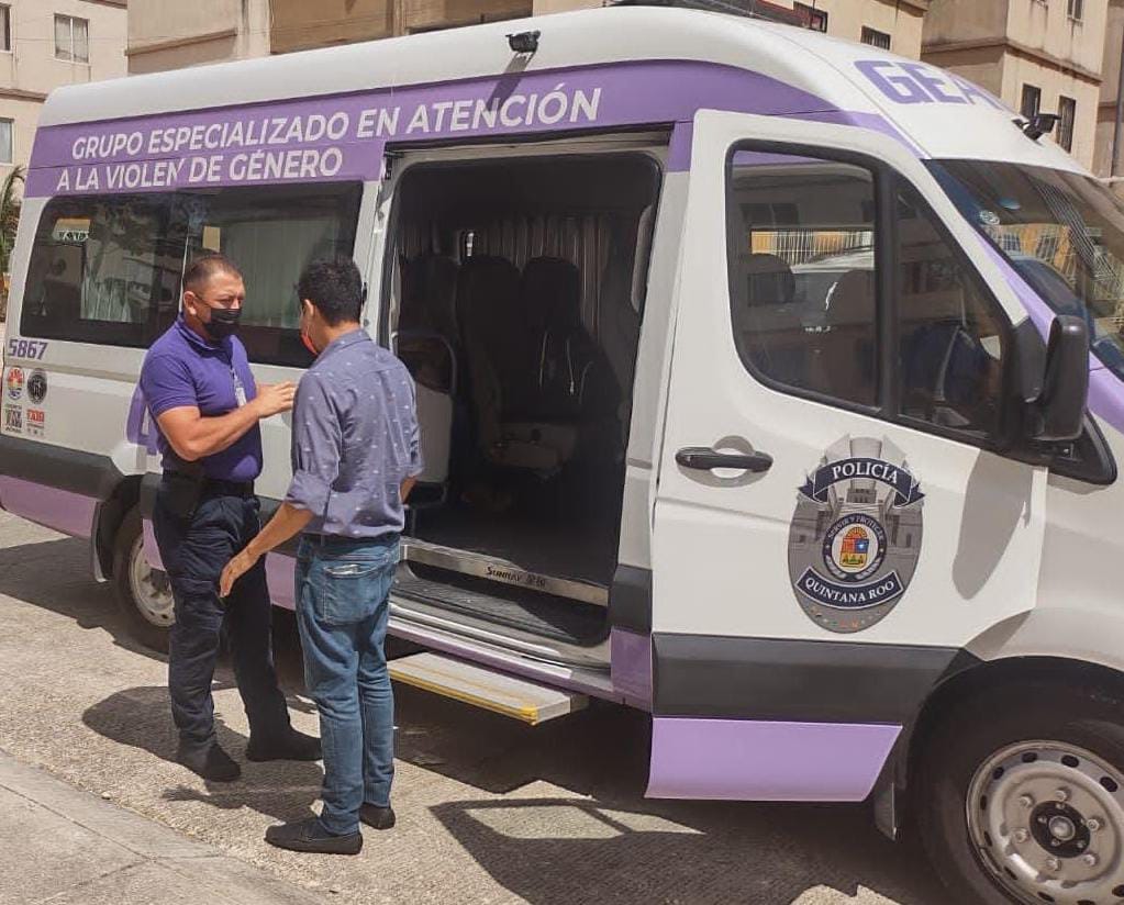 Rescatan a cuatro menores que eran maltratadas por su madrastra en Cancún; la intervención del Geavig se realizó en la Región 107.