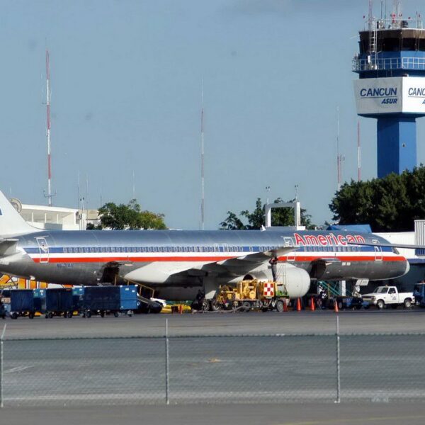 ‘Vuela’ Cancún al top  ten de los aeropuertos internacionales.