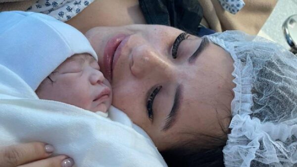 Odalis Gómez se convierte en madre de María