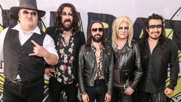 Sufre Moderatto el robo de su equipo en la autopista México-Puebla.