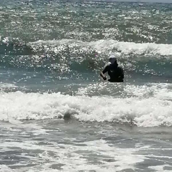Verifican la calidad del agua en las principales playas de Quintana Roo.