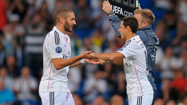 Benzema se "rinde" ante Chicharito Hernández