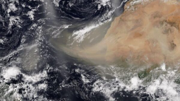 Nube de Polvo del Sahara se acerca a la Península de Yucatán.