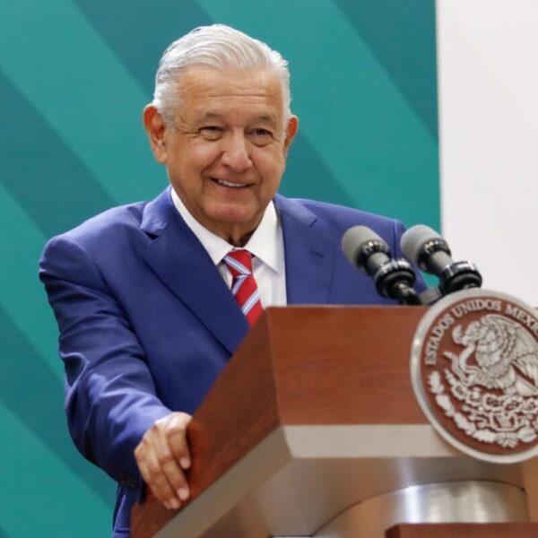 AMLO: sindicatos de EU aceptan visas temporales para migrantes