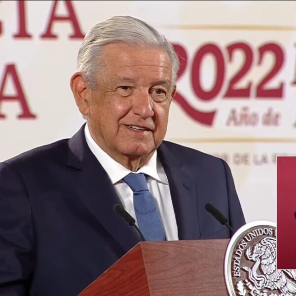 Anuncia AMLO reunión para ordenar espacio aéreo