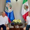 Llega AMLO a Belice; se reunirá con primer ministro John Briceño