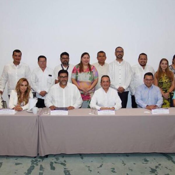 La mujer quintanarroense es un componente esencial para fortalecer la pluralidad en la entidad: Carlos Joaquín