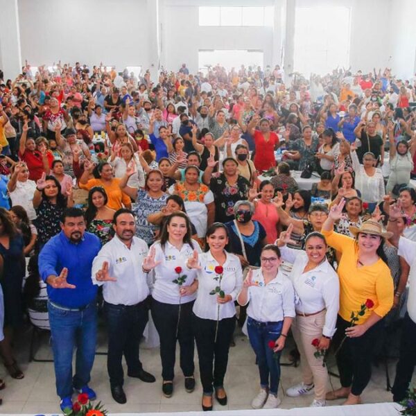 Laura Fernández garantiza respaldo y seguridad a las mujeres