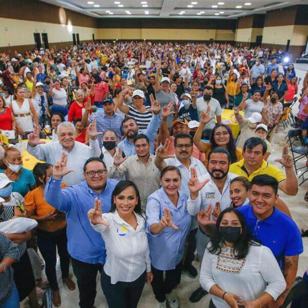 Laura Fernandez pide cerrar filas para asegurar la victoria