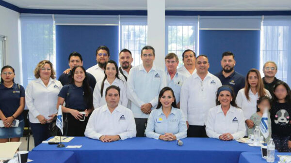 Laura Fernández sigue en ascenso, a pesar de patrañas electorales