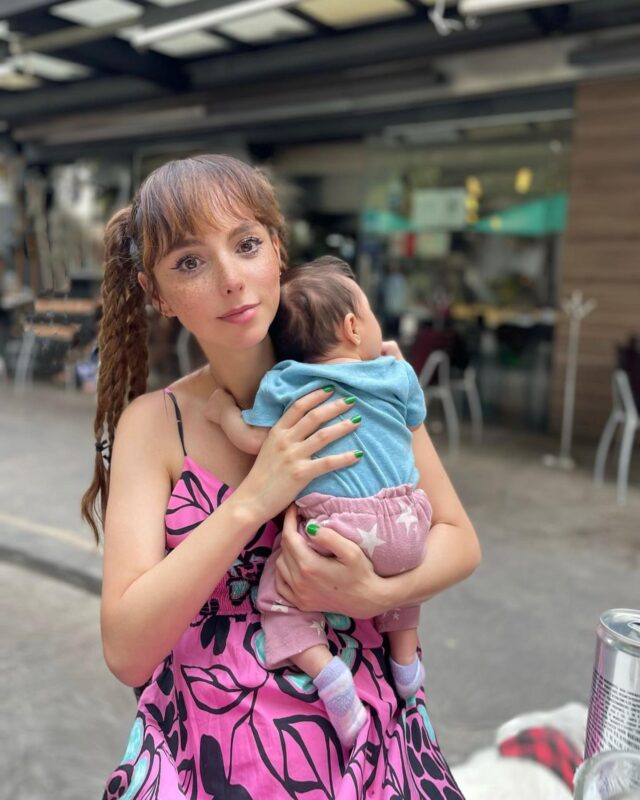 Natalia Téllez confiesa que pensó abandonar a su bebé con su papá