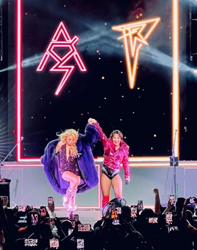 Paulina Rubio detiene concierto para acusar a guardia de seguridad de acoso