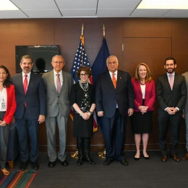 Una comitiva de Quintana Roo se reúne con el Departamento de Estado de EEUU