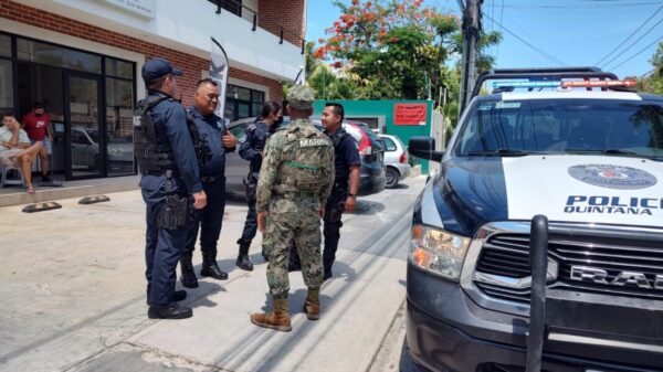 Violento asalto a mano armada a automovilista en la delegación Bonfil (VIDEO).