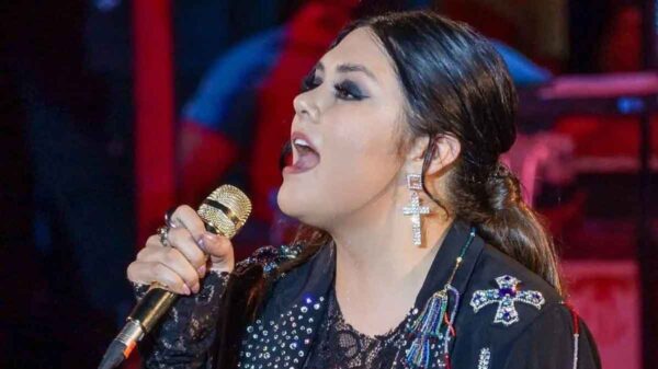 Yuridia podría ir a prisión por dar concierto enferma de Covid-19